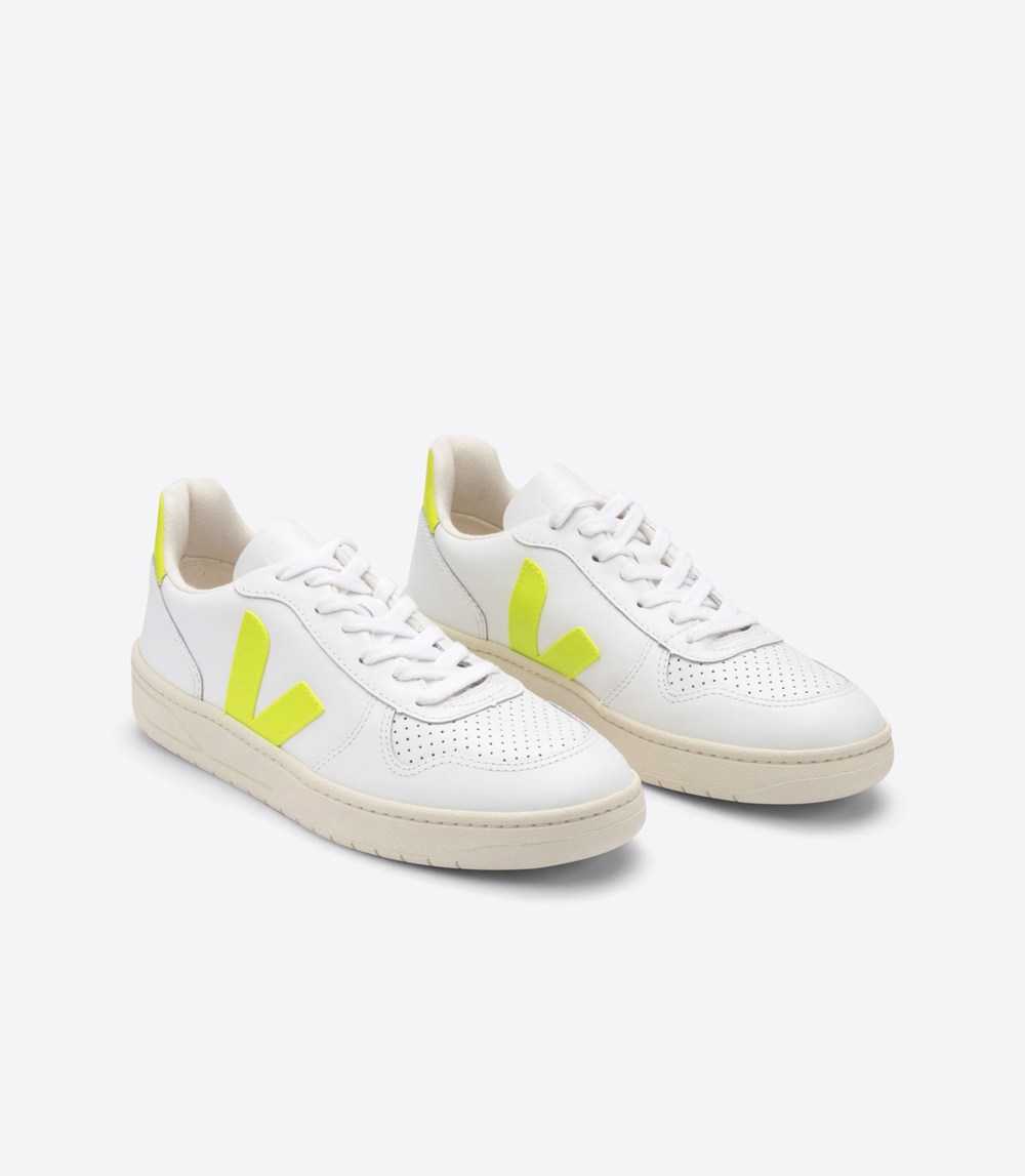 Veja Sneakers Mens - V-10 Leather - White - 4739MXUSD